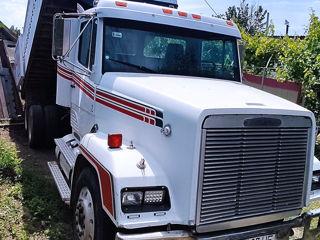 Freightliner Flc