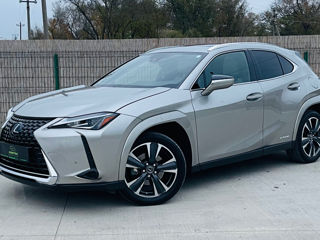 Lexus UX foto 2