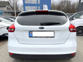 Ford Focus foto 19