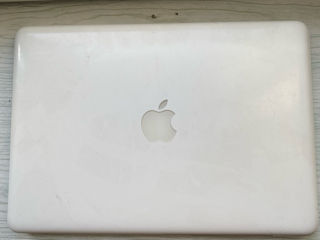 MacBook 2010