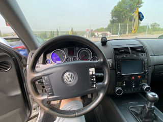 Volkswagen Touareg foto 8