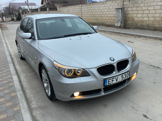 BMW 5 Series foto 5