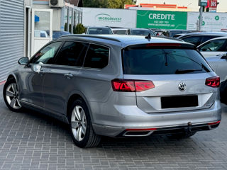 Volkswagen Passat foto 3