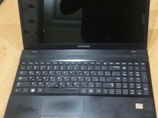 Продам 4-ядерный ноутбук Samsung 305V5A . Цена 2600 лей foto 1