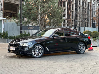 BMW 5 Series foto 2