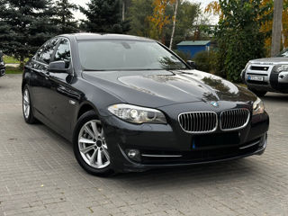 BMW 5 Series foto 1