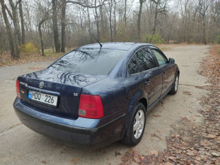 Volkswagen Passat foto 3