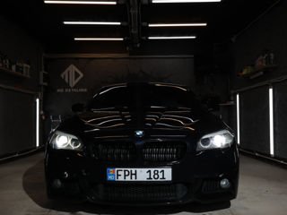 BMW 5 Series foto 1