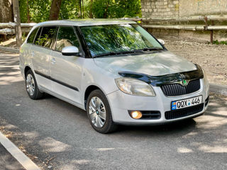 Skoda Fabia foto 2