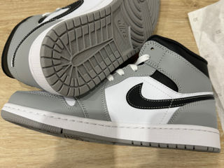 Оригинал Nike Air Jordan 1 Mid Light Smoke Grey Anthracite 42 Eu (554724-078) foto 5