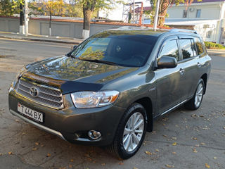 Toyota Highlander foto 2