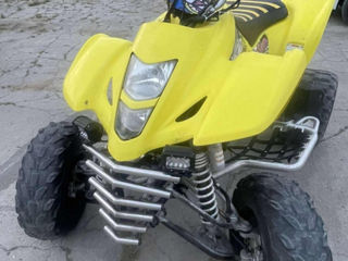 Suzuki LTZ 400 foto 3
