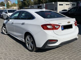 Chevrolet Cruze foto 3