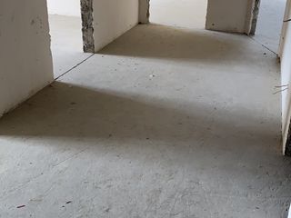 Urgent ,Vând apartament cu 3 odăi 100m2 , or.Ungheni in casă nouă . 31000€ foto 8