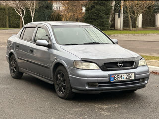 Opel Astra foto 3