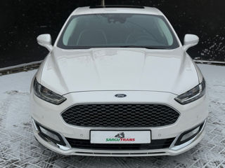 Ford Mondeo foto 2