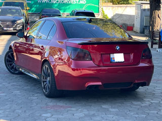 BMW 5 Series foto 5