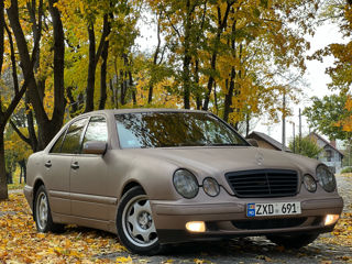 Mercedes E-Class foto 4