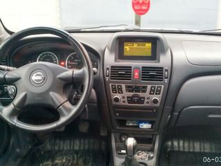 Nissan Almera foto 4