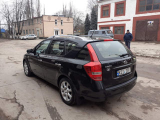 KIA Ceed Sw foto 2