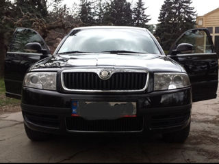 Skoda Superb foto 3