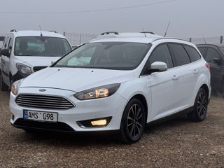 Ford Focus foto 17