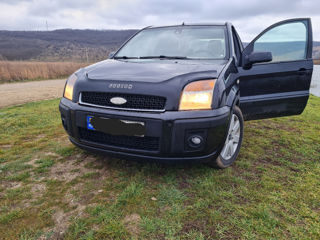 Ford Fusion foto 10