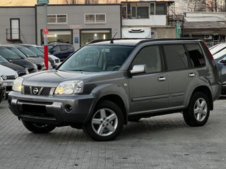 Nissan X-Trail foto 3