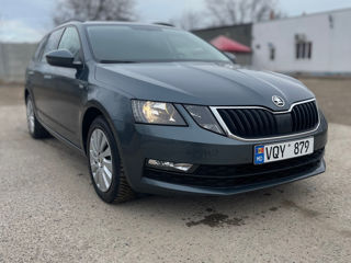 Skoda Octavia foto 2