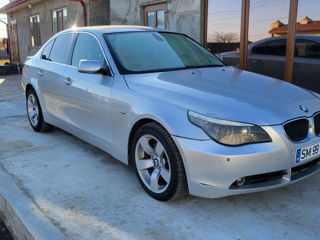 BMW 5 Series foto 4