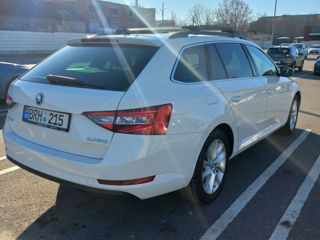 Skoda Superb foto 5