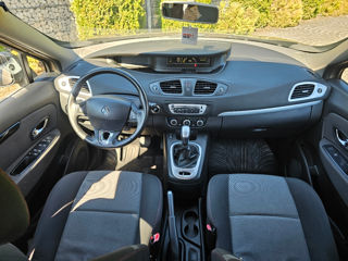 Renault Grand Scenic foto 7