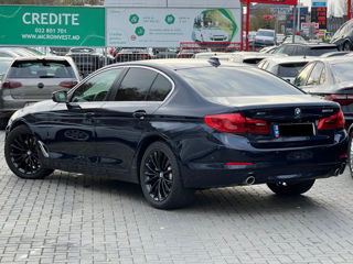 BMW 5 Series foto 4