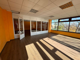 Chirie oficiu 80m2 + Depozit 400m2 pe str.Mircea cel Bătrân! Rampă! foto 5