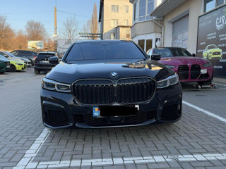 BMW 7 Series foto 10