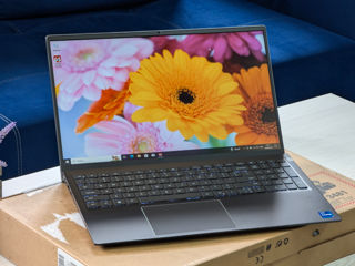 Dell Vostro 5510 IPS (i7 11370H/32Gb DDR4/512Gb NVMe SSD/Iris Xe Graphics/15.6" FHD IPS) foto 5