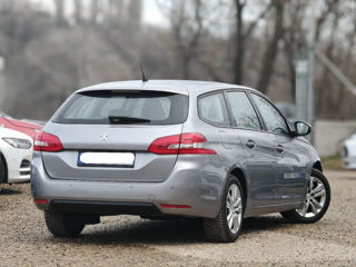 Peugeot 308 foto 3