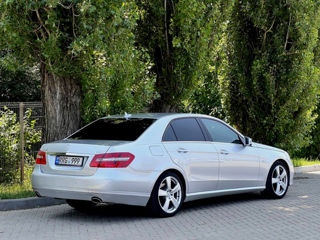 Mercedes E-Class foto 13