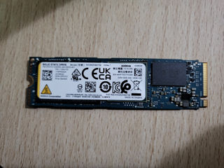 SSD M2 4TB Kioxia XG8 KXG80ZN84T09 foto 2