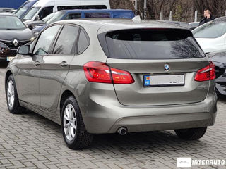 BMW 2 Series Active Tourer foto 2