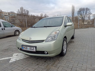 Toyota Prius foto 4