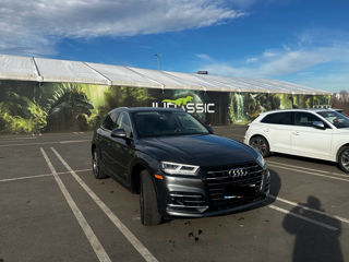 Audi Q5 e-tron foto 2