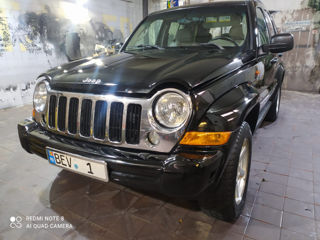 Jeep Cherokee foto 5