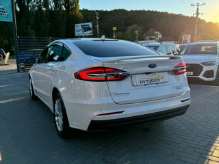 Ford Fusion foto 4