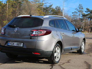 Renault Megane foto 2