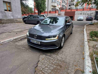 Volkswagen Jetta foto 3