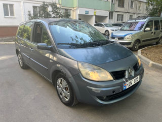 Renault Grand Scenic foto 4