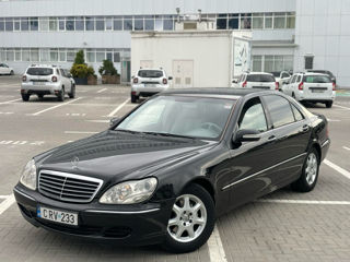 Mercedes S-Class foto 1