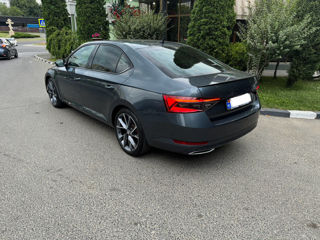 Skoda Superb foto 3