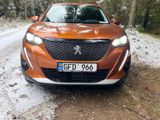 Peugeot 2008 foto 2